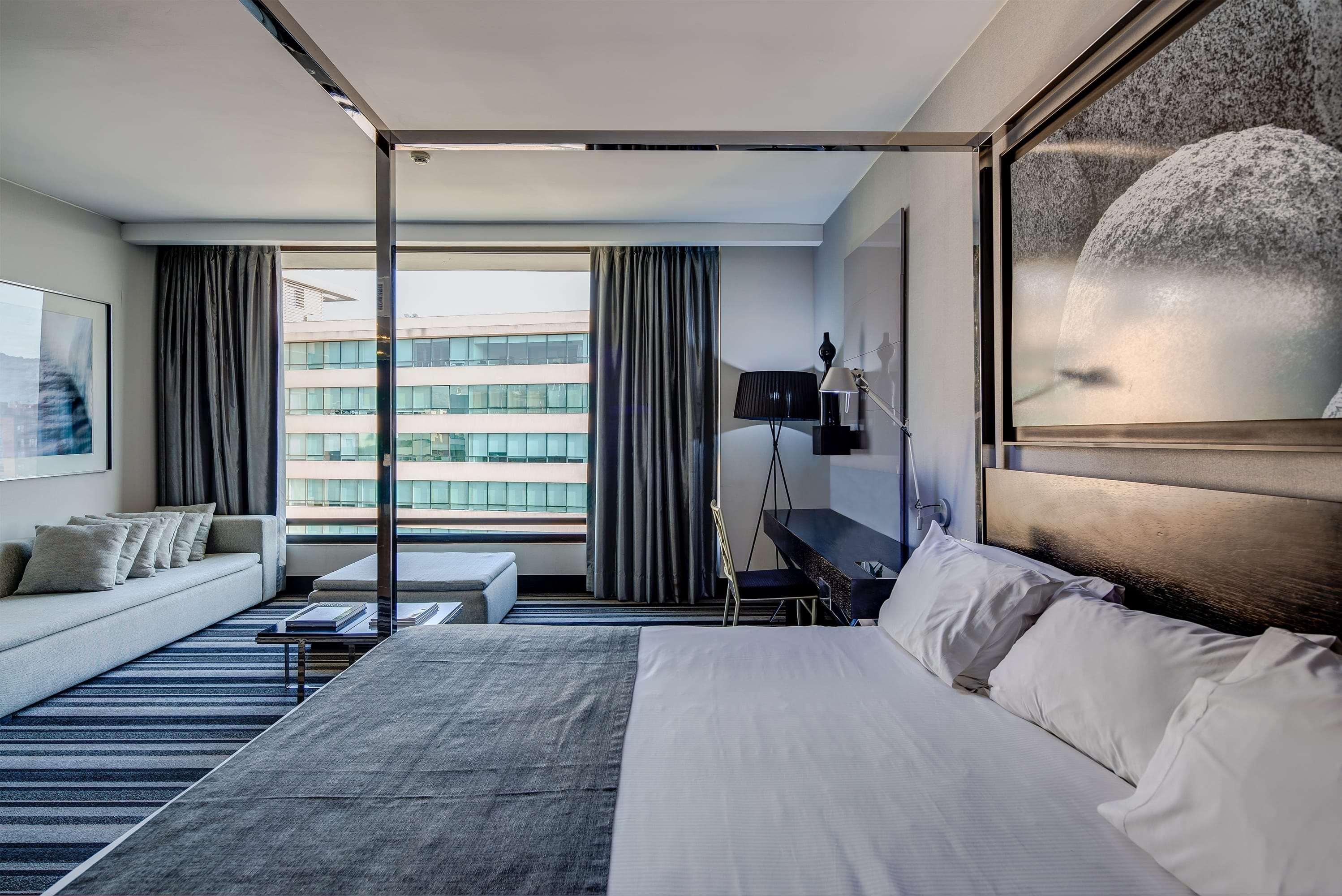 Отель Wyndham Santiago Pettra Экстерьер фото A room at the hotel